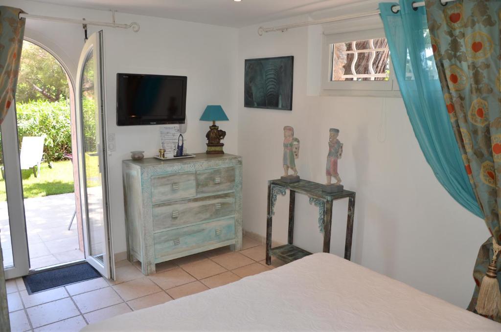 Hotel Villa Des Anges Grimaud Kamer foto